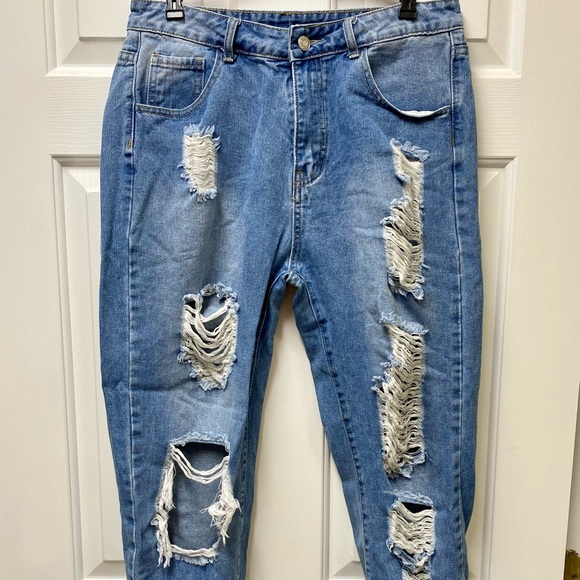 SHEIN Distressed Jeans - Picture 1 of 6